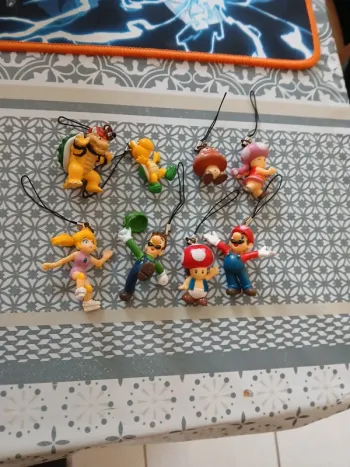 Lot de 8 petites portes clef Mario