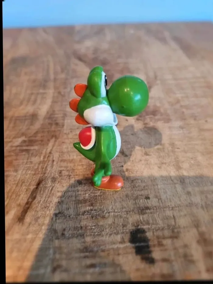 Figurine yoshi mario kart nintendo - photo numéro 4