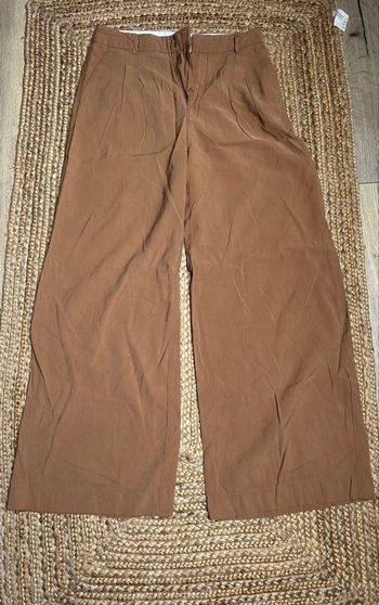 Pantalon camel droit et large 