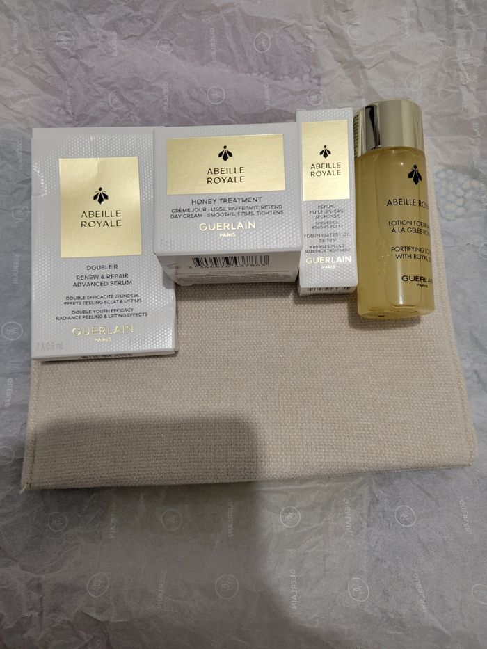 Lot cosmétiques abeille royale guerlain - photo numéro 2