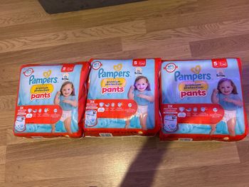 Couches pampers premium pants taille 5