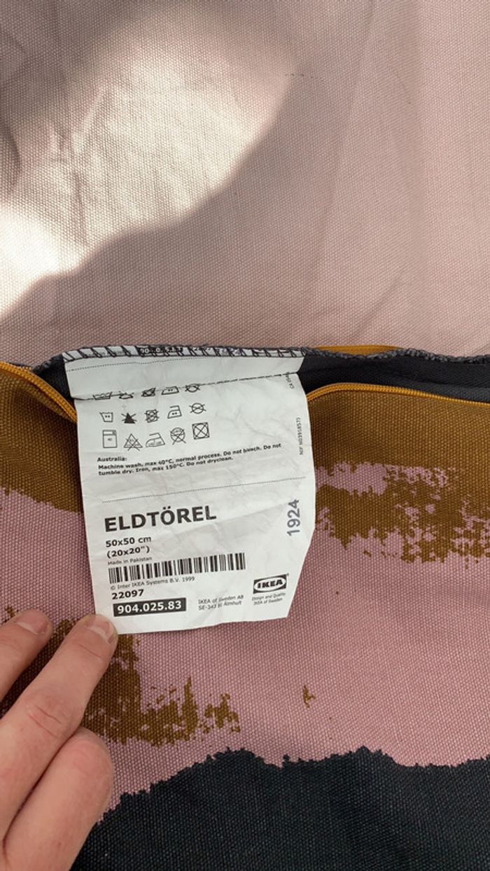 Lot de deux taies d’oreillers IKEA - photo numéro 2