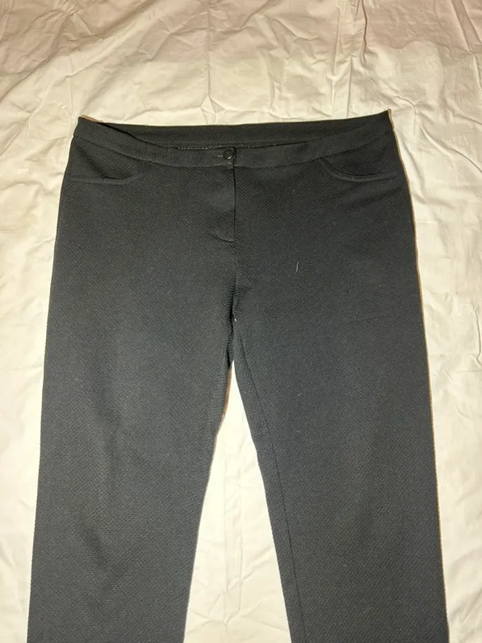 Pantalon noir - photo numéro 4