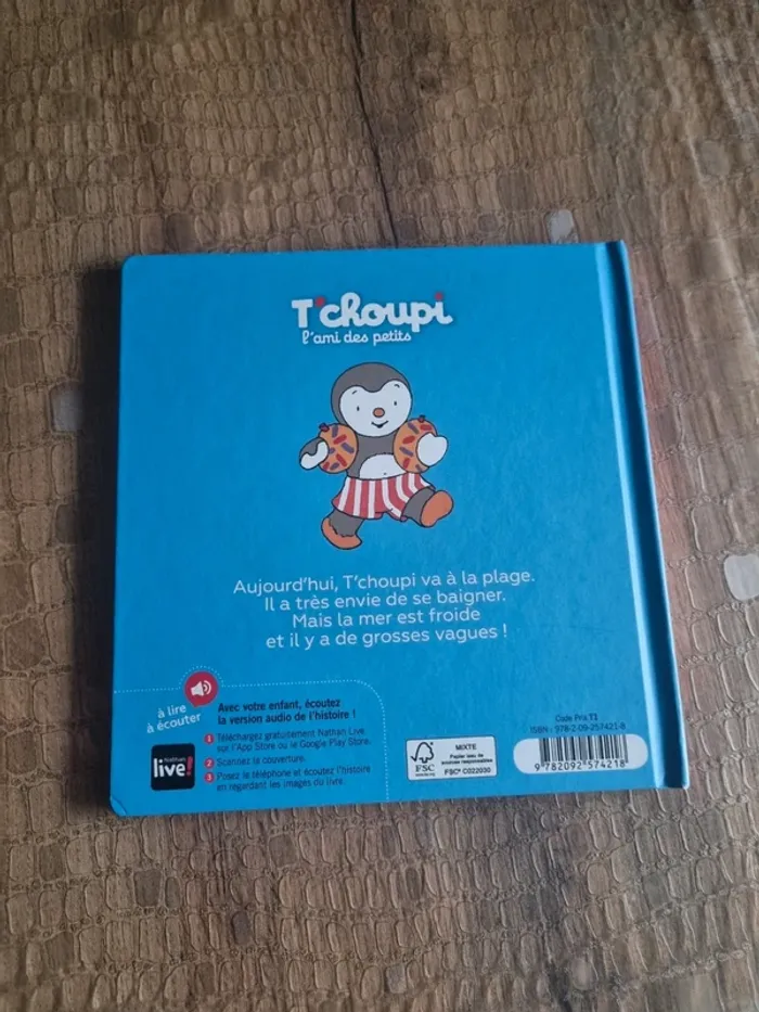 Livre t'choupi se baigne - photo numéro 6