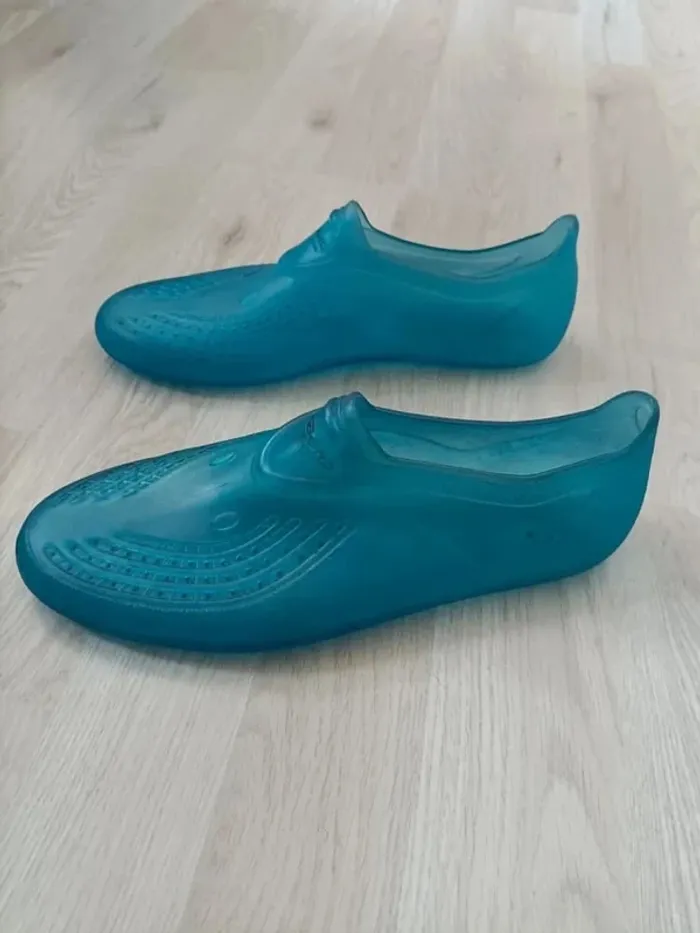 aqua shoes / chaussures d'eau Tribord 38 39 - photo numéro 2