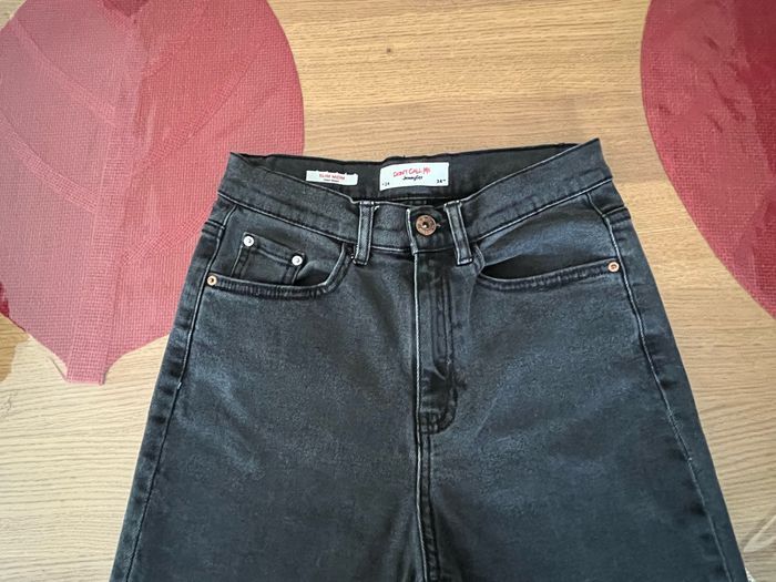 ☆☆ Jean Slim Mom Hight Waist Jennyfer Taille 34 en TBEG ☆☆ - photo numéro 2