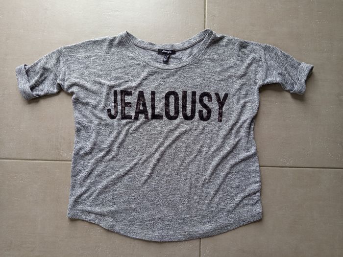 Très beau tee shirt en maille en très bon état - photo numéro 8