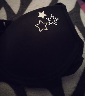 Soutient gorge avec étoiles "La Halle" 75a neuf