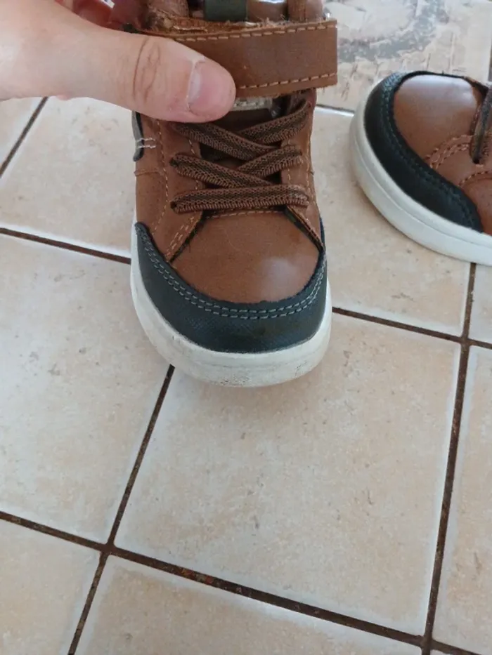 Chaussures montante 21 - photo numéro 7