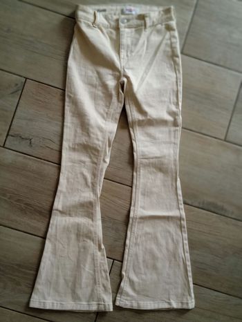 Jean flare crème Jennyfer