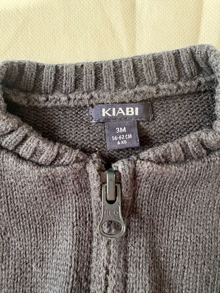 Haut + gilet 3 mois - photo numéro 2