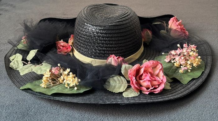 Chapeau de paille et fleurs - photo numéro 2