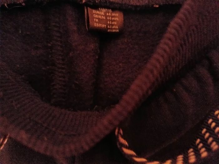 Jogging molleton en 5ans - photo numéro 3