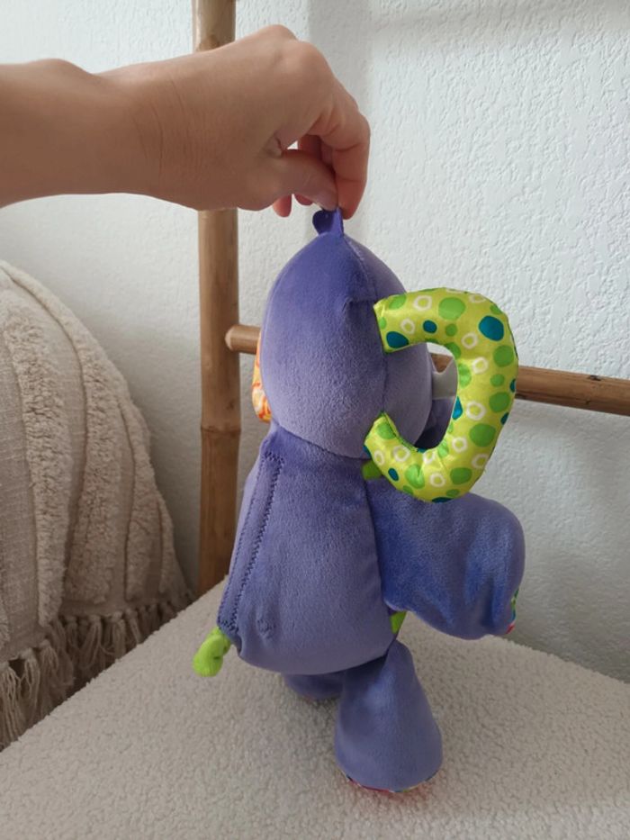 Peluche musicale avec trompe intéractive Éléphant Lamaze - photo numéro 3