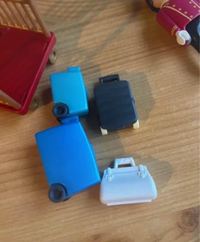Playmobil bagagiste - photo numéro 3
