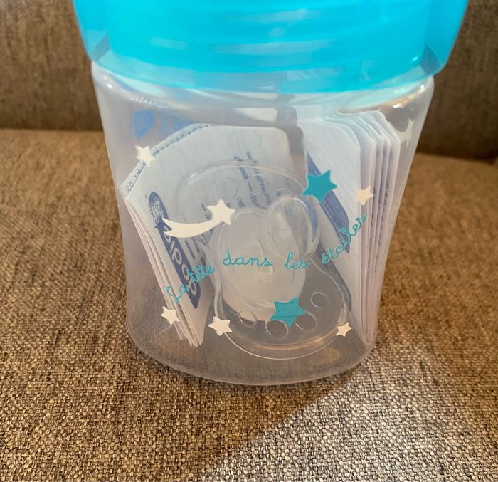 Lot Biberon et tétine neufs - photo numéro 2