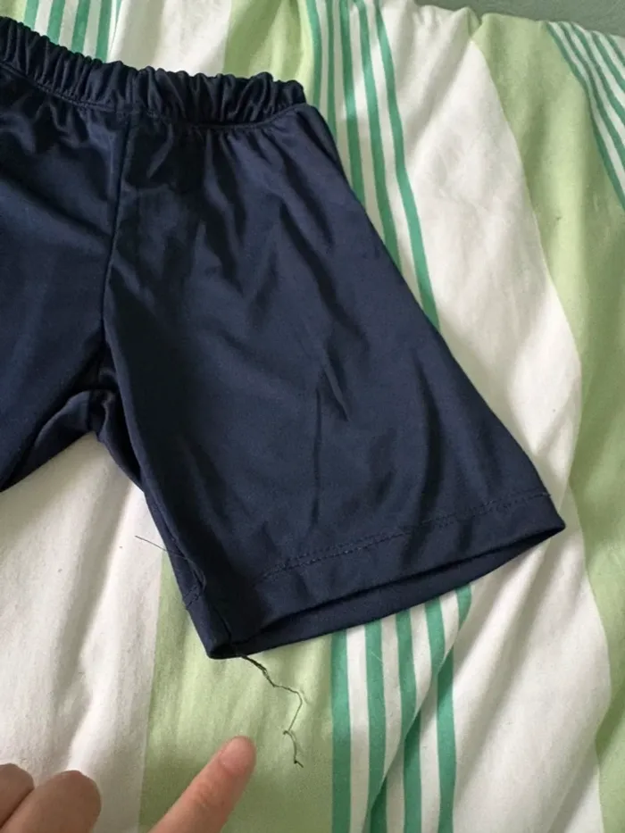 Lot vêtements de sport - photo numéro 10