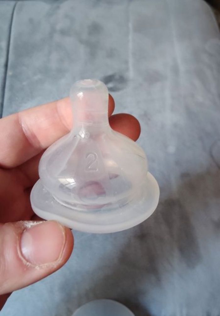 Biberon Philips Avent et tétines - photo numéro 4