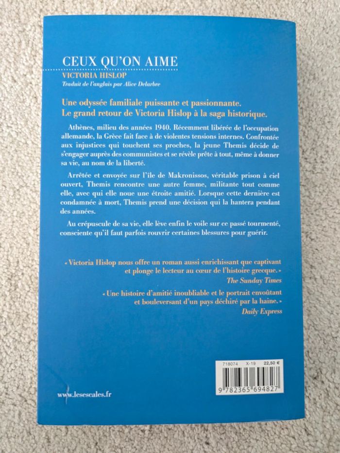 Livre Ceux qu'on aime de Victoria Hislop - photo numéro 2