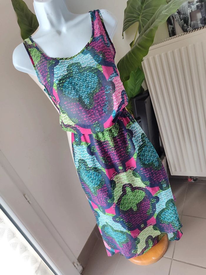 Robe très légère dos nu