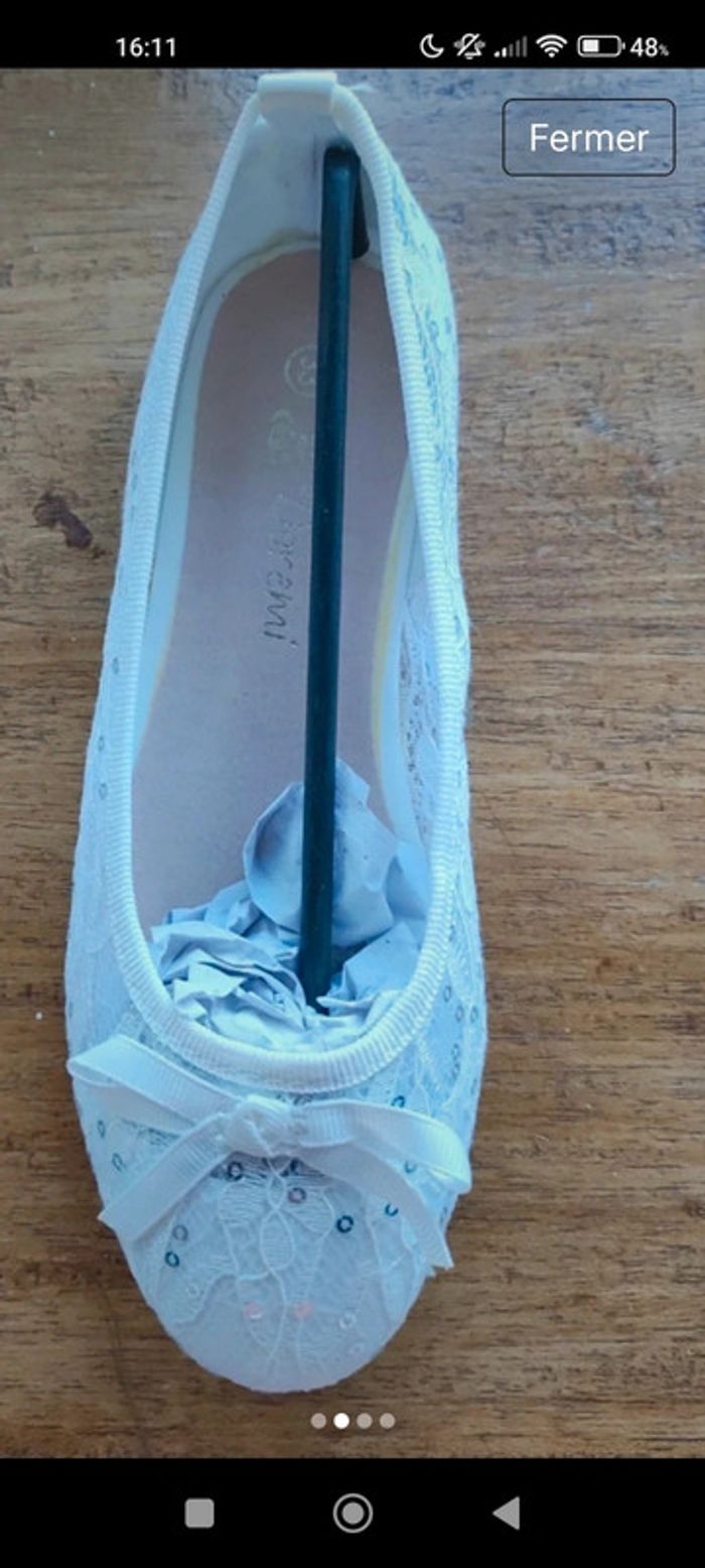 Très belles ballerines dentelles - photo numéro 2