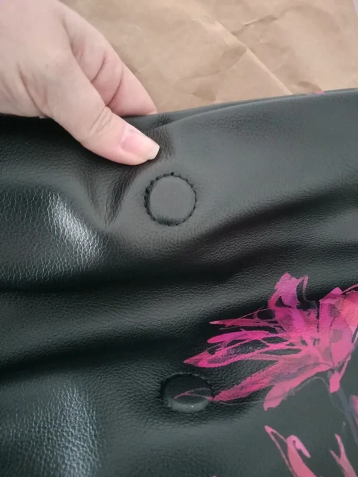 Sac desigual noir et rose (taille M) - photo numéro 6