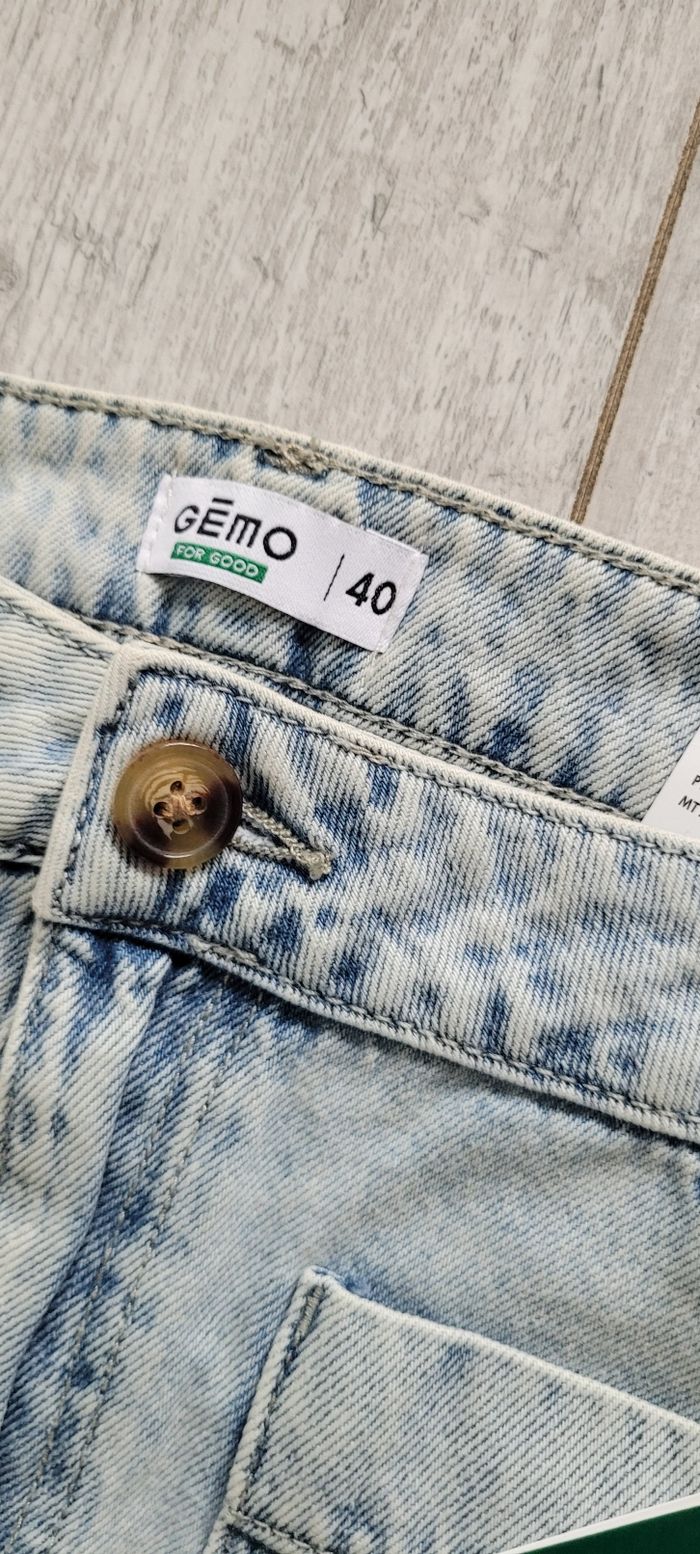 Pantalon jambes larges neuf - photo numéro 3