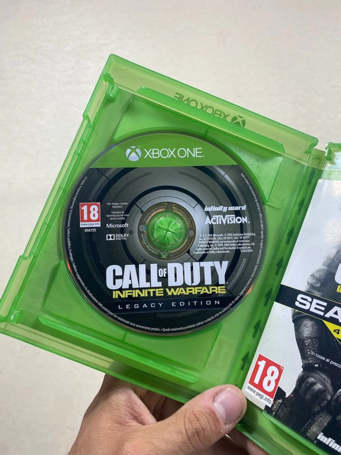 Call of Duty Infinite Warfare - Legacy Edition | Xbox One - photo numéro 4