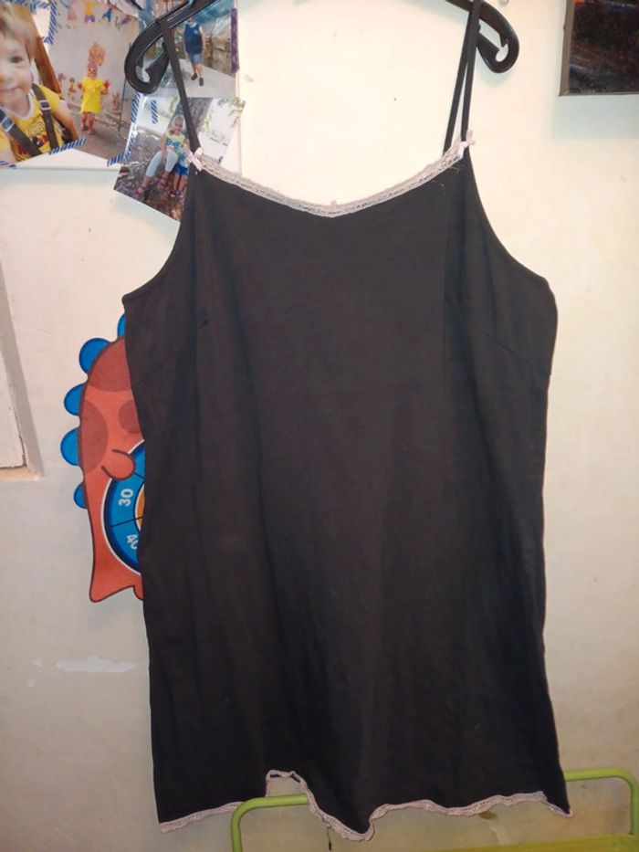 Chemise de nuit 54/56 pas de vinted go voir description