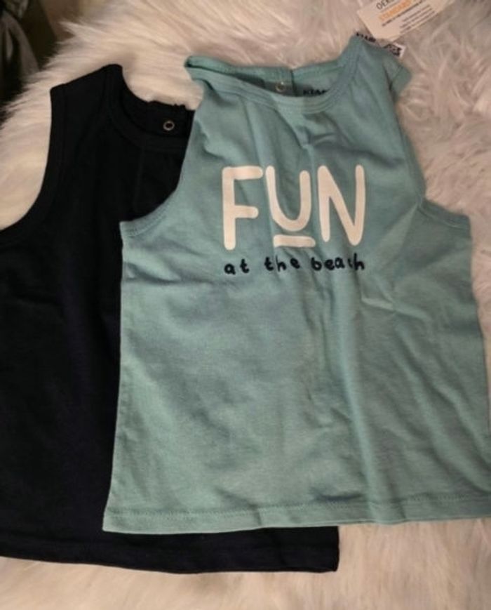 Neufs non portés 🥰💙 débardeurs 18mois  garçon 💙🥰