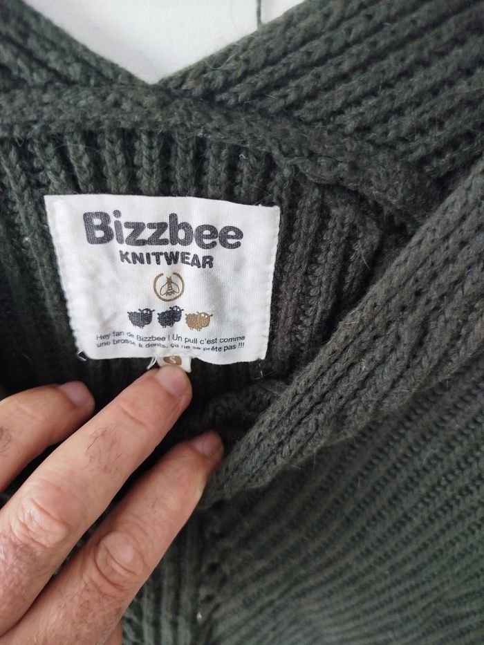 Pull bizzare taille S - photo numéro 2