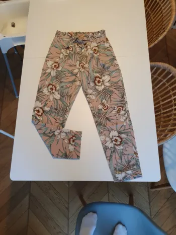 Pantalon fleuri