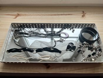 Lot bijoux rock argentés et noirs TBE 🎸