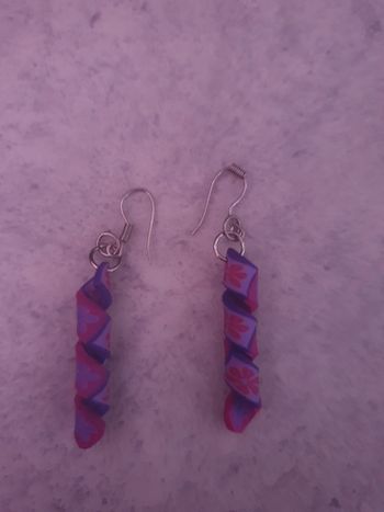 Boucles d' oreilles  pour oreilles percées