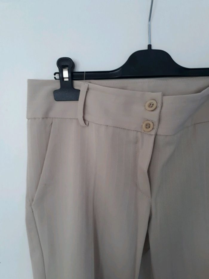 Pantacourt femme beige T2 - photo numéro 2