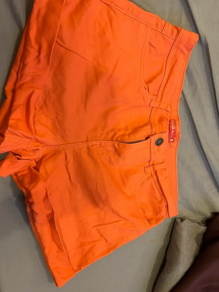 Short corail Tisaia