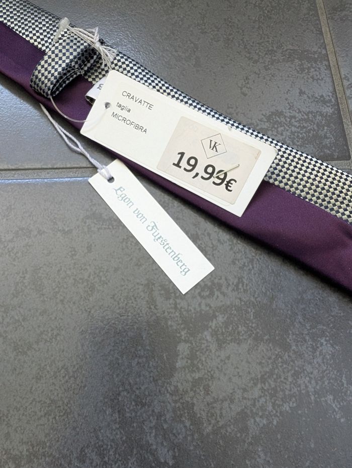 Cravate neuve - photo numéro 4