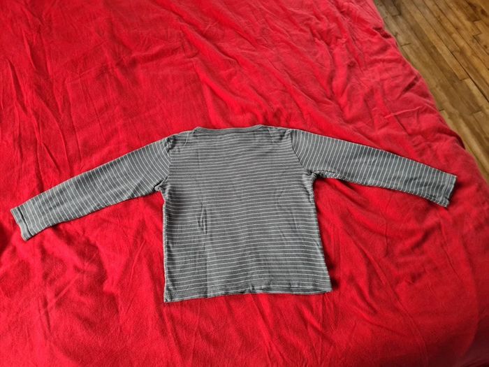 Lot 2 t-shirt manches longues 6 ans - photo numéro 7