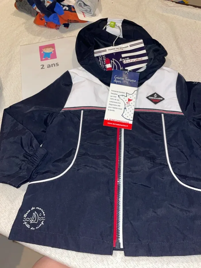 Veste imperméable terre de marins 2 ans neuve