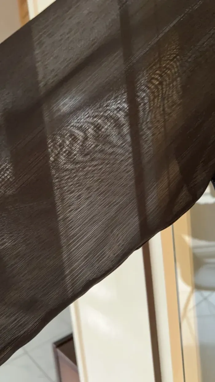 Très jolie tunique noire - photo numéro 3