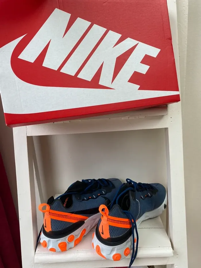 Baskets de sport Nike - photo numéro 3