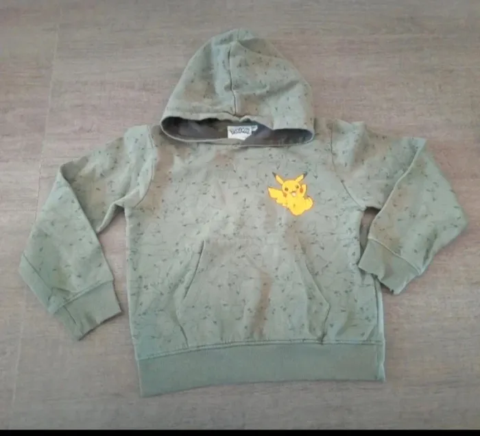 Pull 8 ans garçon