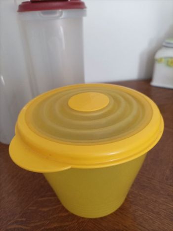 Boîte ronde Tupperware