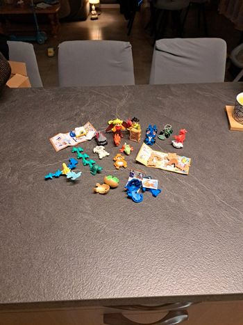 Lot surprises kinder
