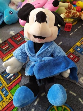 doudou peluche mickey