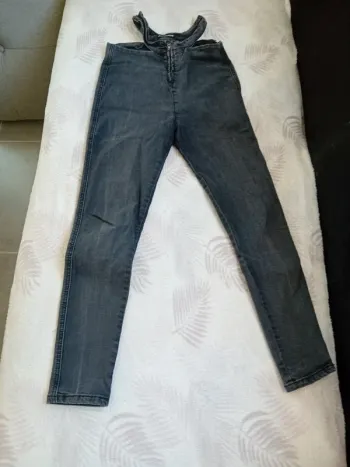 Jeans skinny taille 36 de chez momokrom