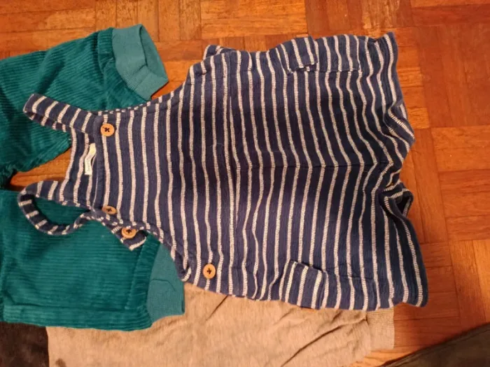 Lot vêtements 6/9 mois - photo numéro 3