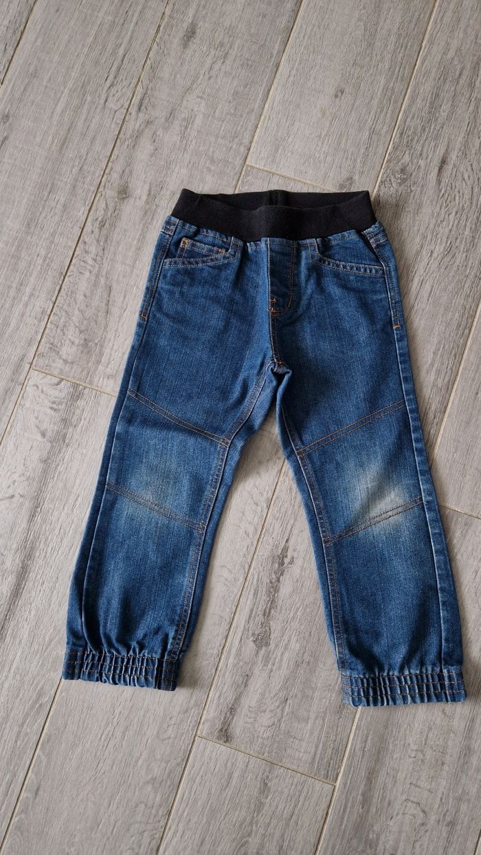 Lot 2 pantalons taille 4 ans - photo numéro 2