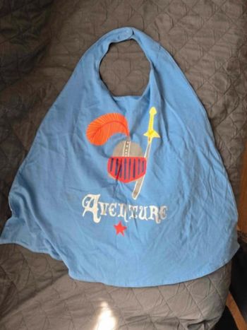 cape chevalier taille 9 ans