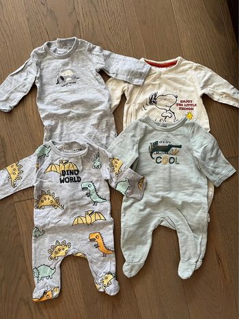 Lot pyjamas